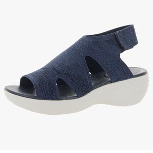 Cloudsteppers by Clarks - Marin Sail - Womens size 7.5 WIDE - Color: Navy Knit